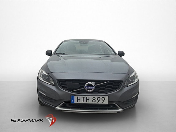 Volvo S60 Cross Country 2 of 30