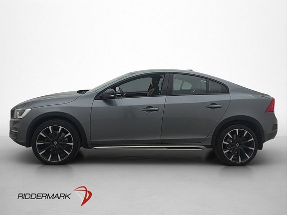 Volvo S60 Cross Country 4 of 30
