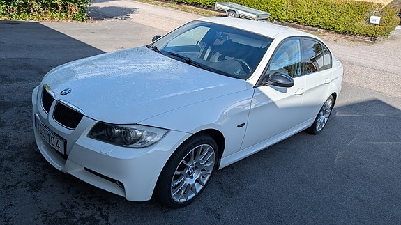 BMW 320Si 5 of 9
