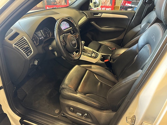 Audi Q5 16 of 28