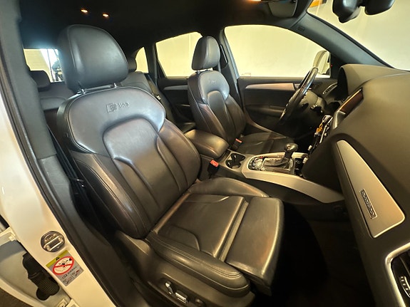 Audi Q5 12 of 28
