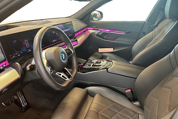 BMW 530e 12 of 19