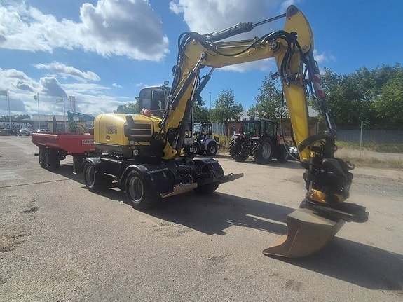 Wacker Neuson EW100 & Bigabkärra med 3 skopor 3 of 13