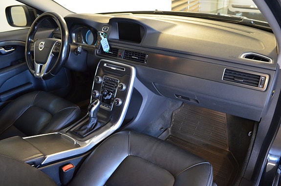 Volvo XC70 20 of 26