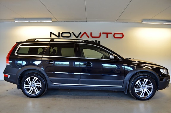 Volvo XC70 22 of 26