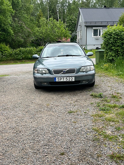 Volvo V70 6 of 6