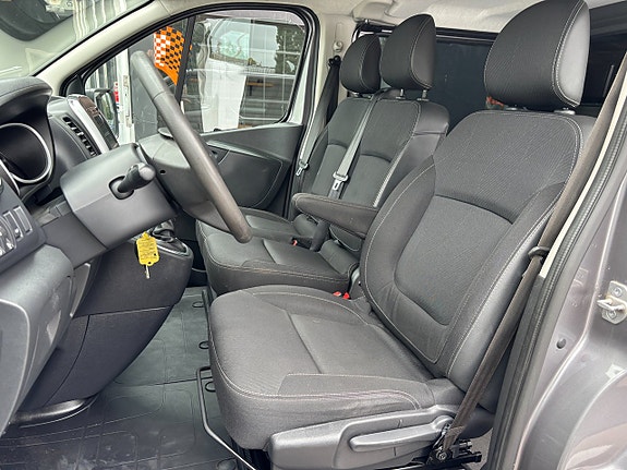 Renault Trafic 14 of 20