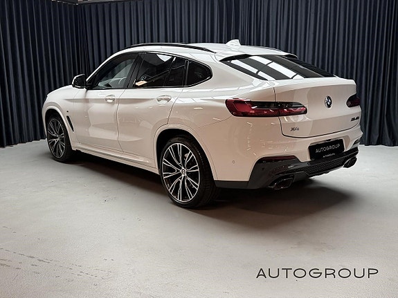 BMW X4 M 3 of 12