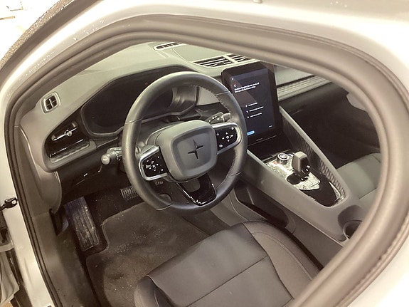 Polestar 2 8 of 9