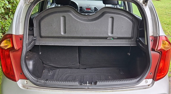 Kia Picanto 8 of 9