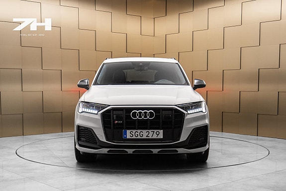 Audi SQ7 8 of 24
