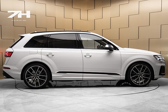 Audi SQ7 6 of 24