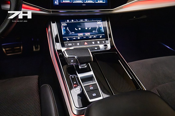 Audi SQ7 14 of 24