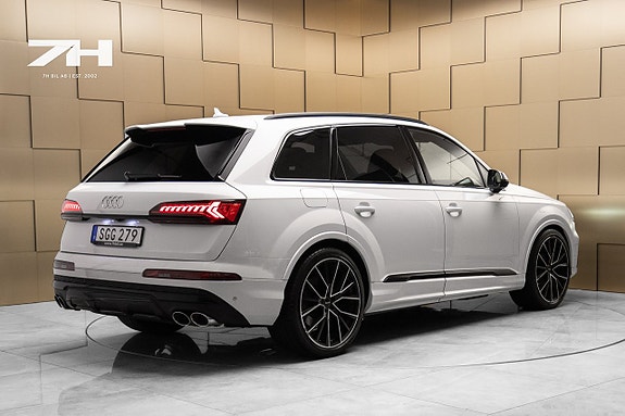 Audi SQ7 5 of 24