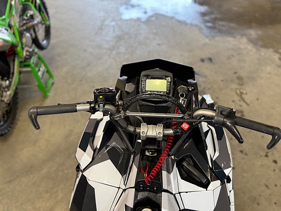 Polaris PRO RMK 800 RP 37" Framvagn/ 340 Mil/700:-/ Mån Frakt -18 2 of 12