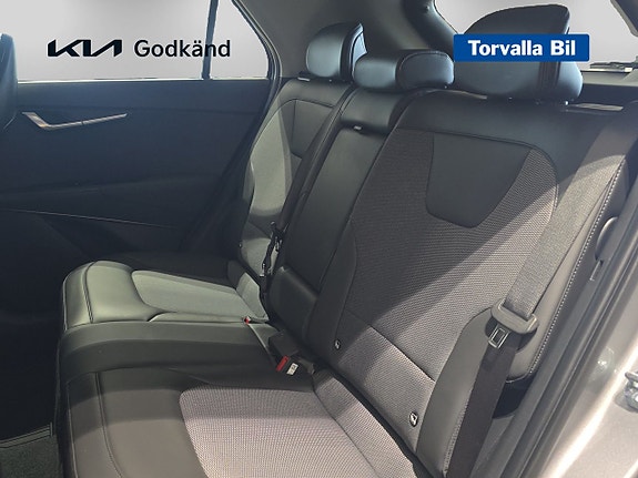 Kia Niro 10 of 15