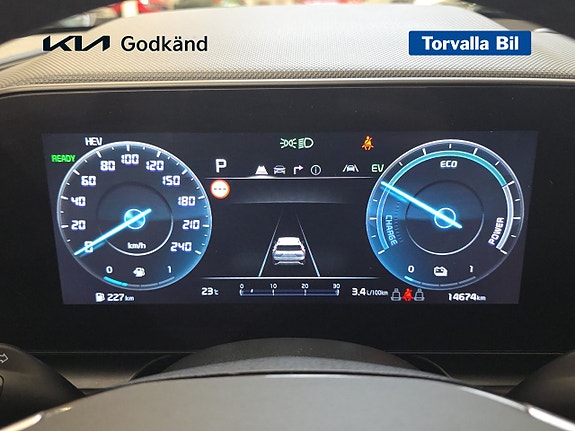 Kia Niro 11 of 15