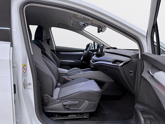 Skoda Enyaq 13 of 19