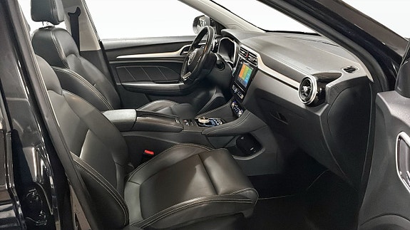 MG ZS 5 of 9