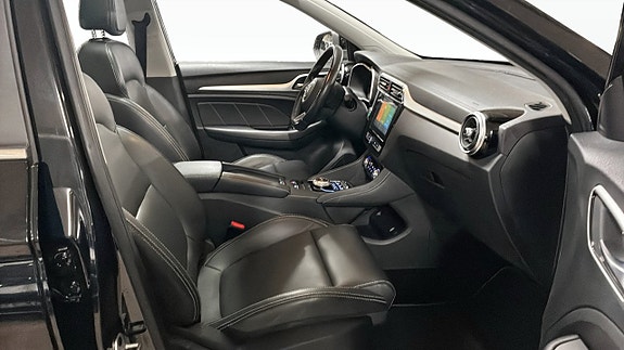MG ZS 3 of 9