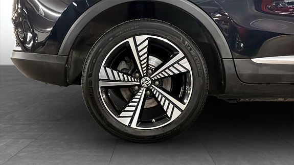 MG ZS 9 of 9