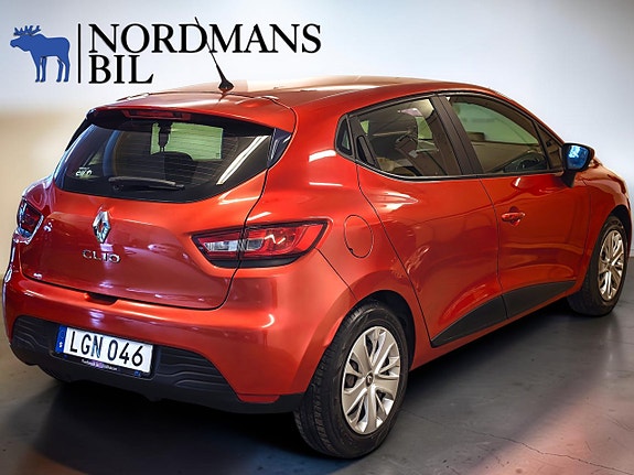 Renault Clio 3 of 10