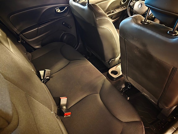 Renault Clio 9 of 10
