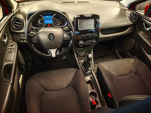 Renault Clio 7 of 10