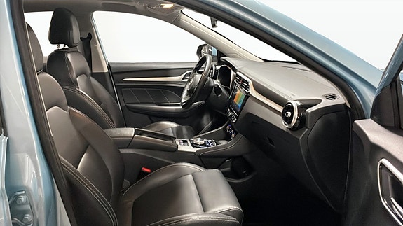 MG ZS 5 of 9