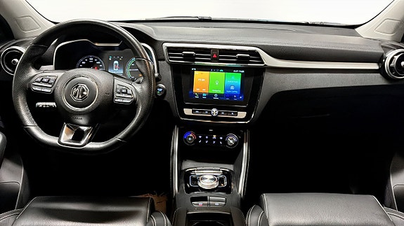 MG ZS 4 of 9