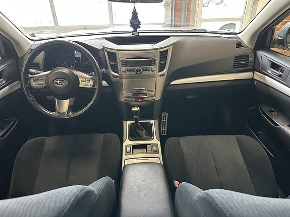 Subaru Outback 16 of 17