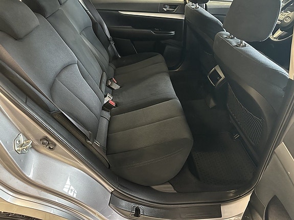 Subaru Outback 14 of 17