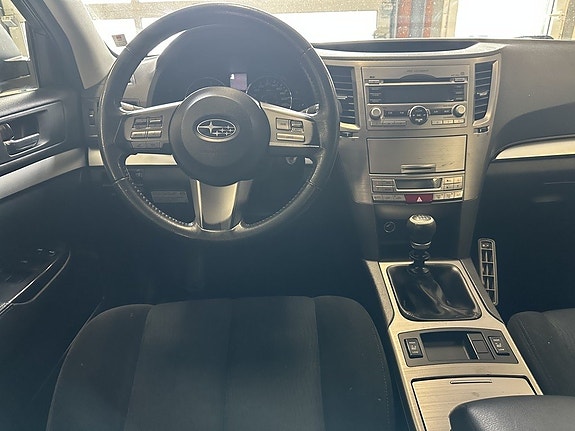 Subaru Outback 7 of 17