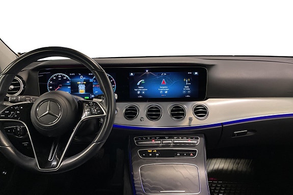 Mercedes-Benz E300 11 of 30