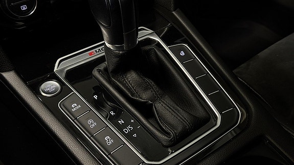 Volkswagen Passat 20 of 30