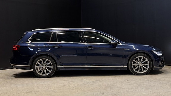 Volkswagen Passat 9 of 30