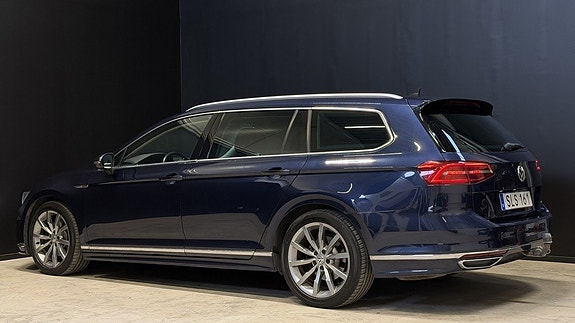 Volkswagen Passat 6 of 30