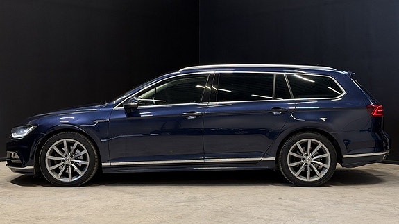 Volkswagen Passat 5 of 30