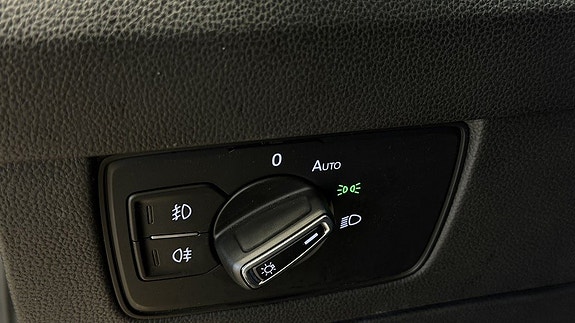 Volkswagen Passat 15 of 30