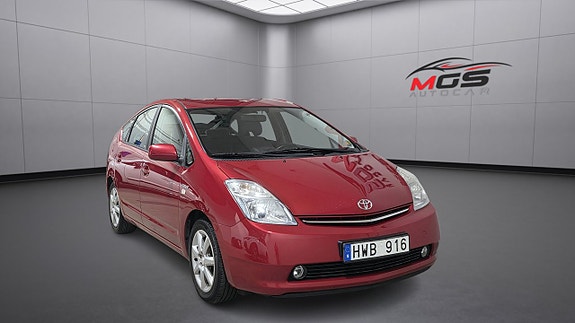 Toyota Prius 2 of 22