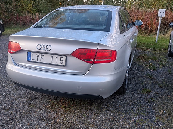Audi A4 5 of 5