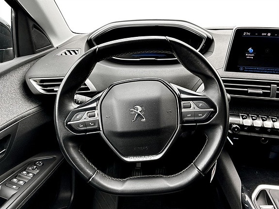 Peugeot 3008 7 of 15