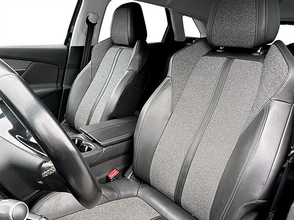 Peugeot 3008 5 of 15