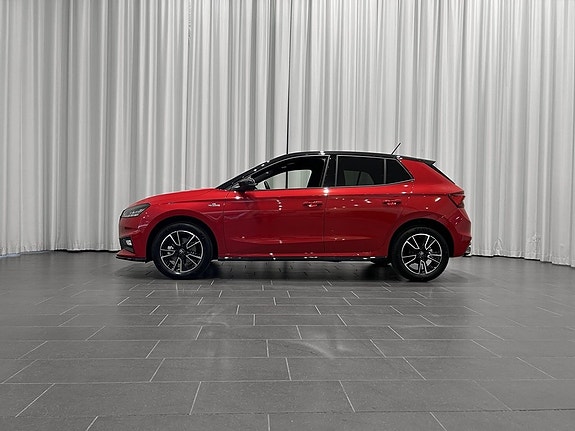Skoda Fabia 2 of 16