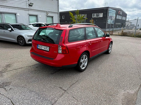 Volvo V50 4 of 14