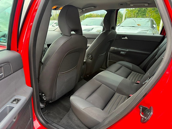 Volvo V50 12 of 14