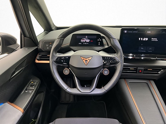 Cupra Born 13 of 30