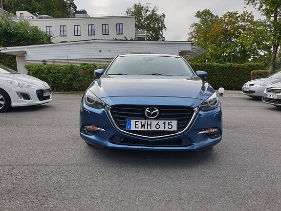 Mazda 3 2 of 24