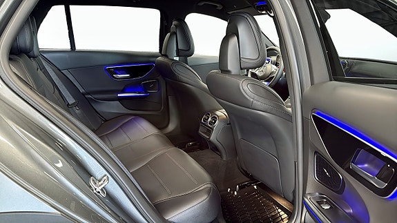 Mercedes-Benz C220 d 5 of 26