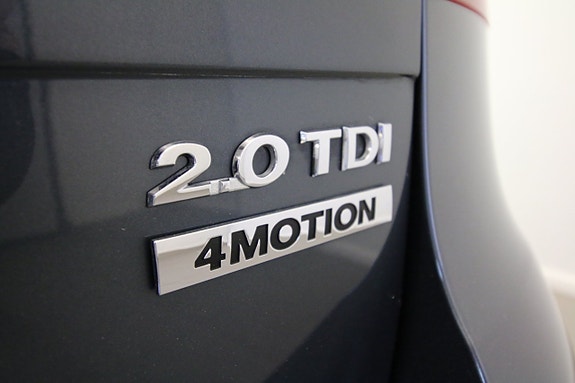 Volkswagen Passat 10 of 22